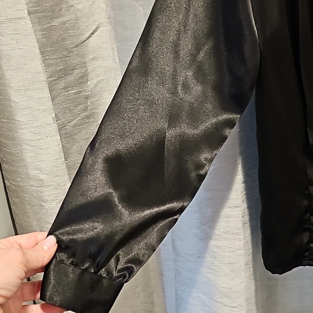 Vintage Worthington Blouse - Picture 6 of 16